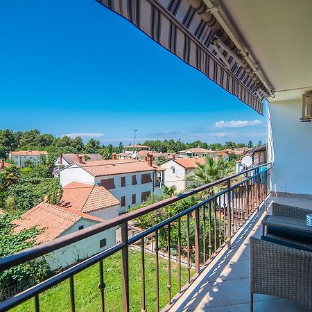 Apartment Lili Poreč Dış mekan fotoğraf