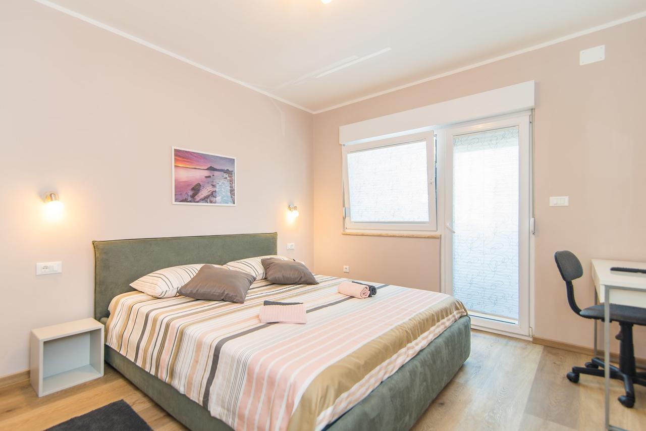 Apartment Lili Poreč Dış mekan fotoğraf