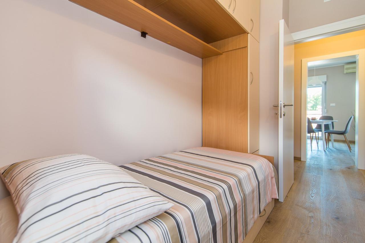 Apartment Lili Poreč Dış mekan fotoğraf